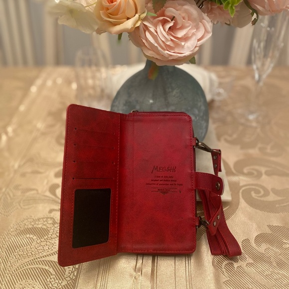 SOLD. Megshi wallet on strap - Picture 10 of 10